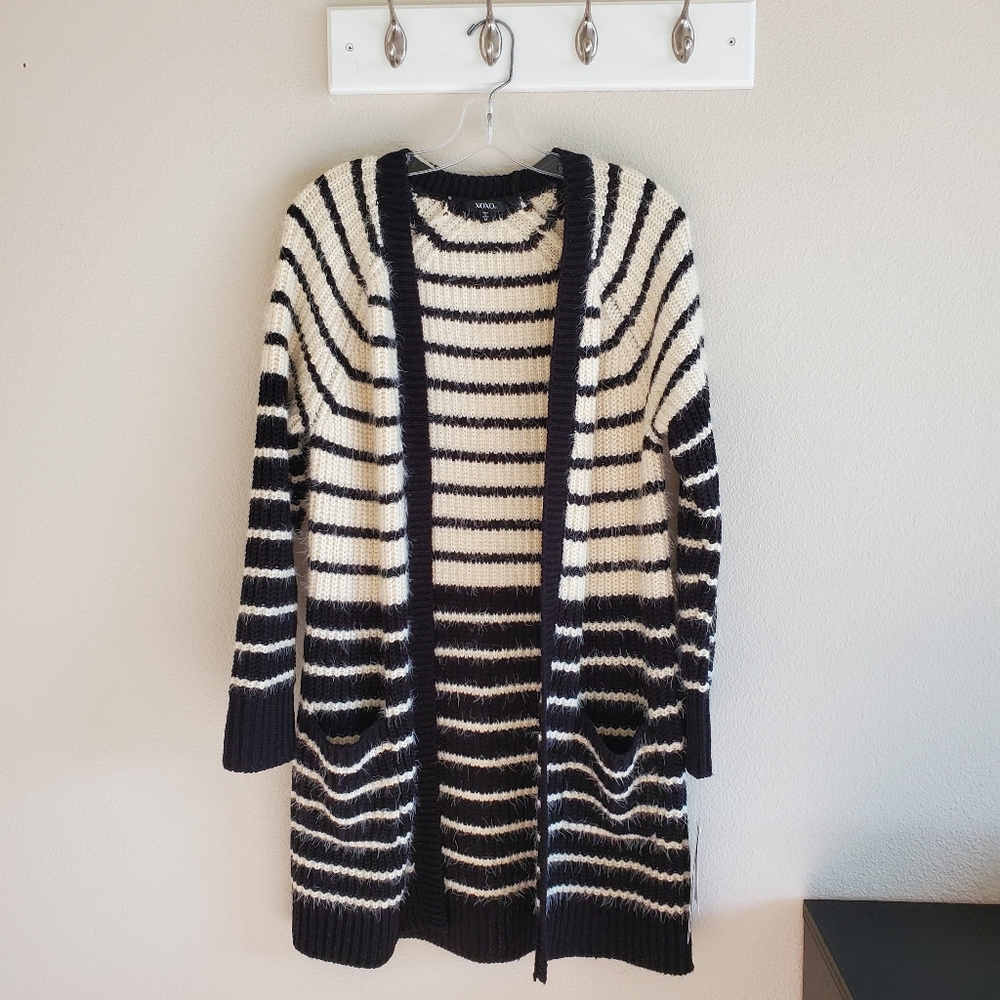 Xoxo fuzzy long sweater NWT Size M
